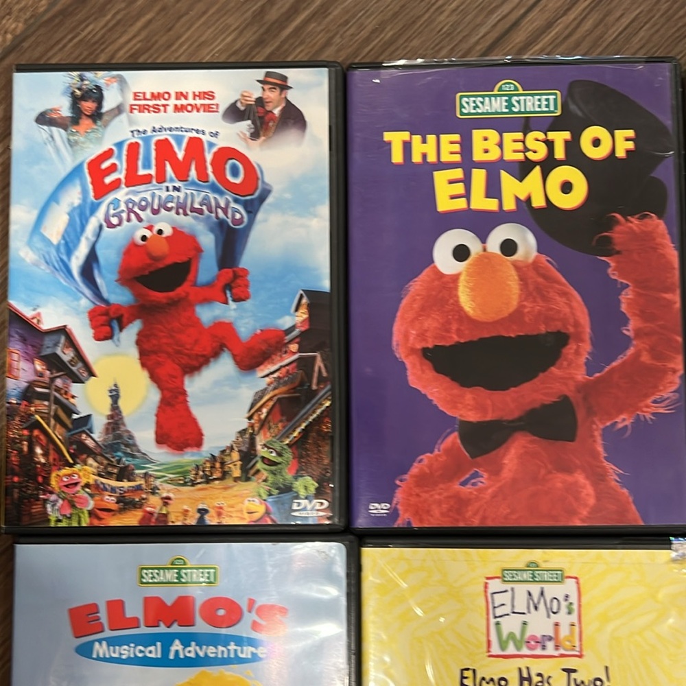 RARE FIND-ELMO SESAME STREET MOVIE COLLECTION - Picture 2 of 5